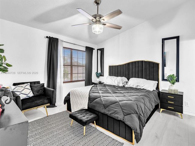 3804 NW 121st Ave, Sunrise, FL 33323