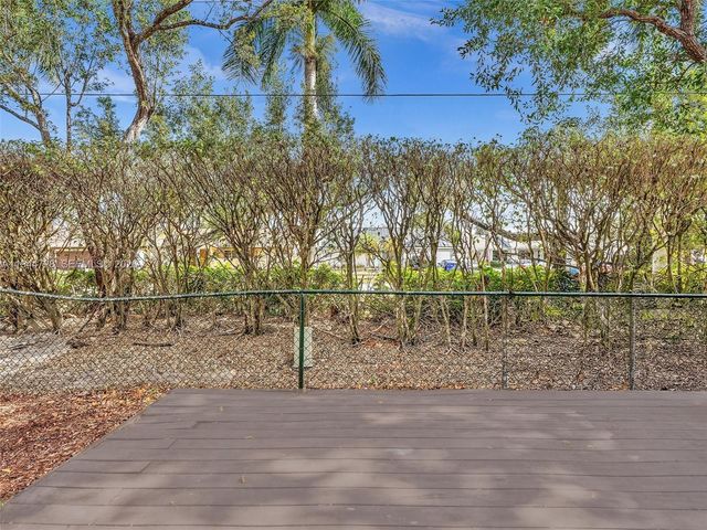 3804 NW 121st Ave, Sunrise, FL 33323