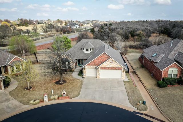 5424 Table Rock Drive, Edmond, OK 73025