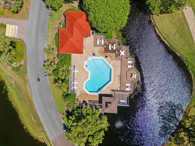 65 Vantage Point, Miramar Beach, FL 32550