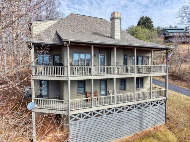 343 Dan Knob, Hayesville, NC 28904