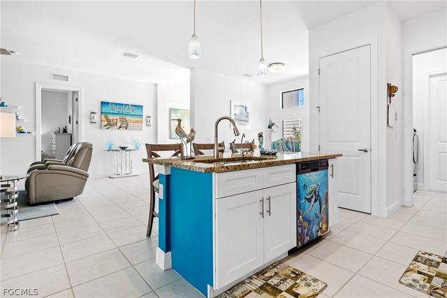 1423 SW 20th ST, Cape Coral, FL 33991