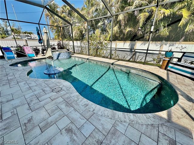 1423 SW 20th ST, Cape Coral, FL 33991