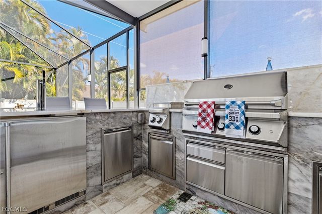 1423 SW 20th ST, Cape Coral, FL 33991