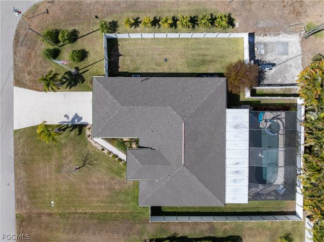 1423 SW 20th ST, Cape Coral, FL 33991