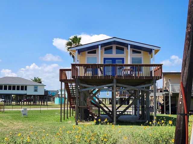 819 Sea Shell Drive, Surfside Beach, TX 77541