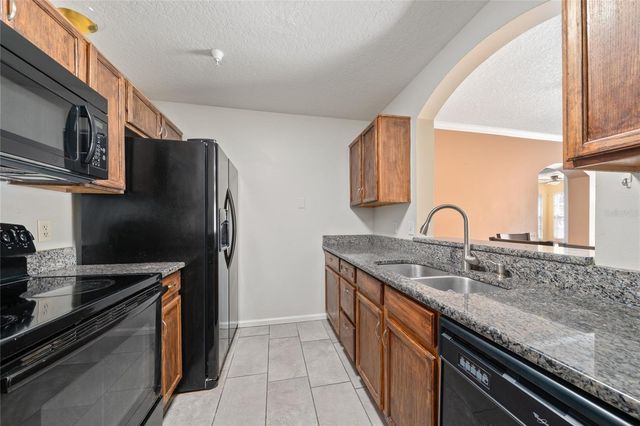 3930 SOUTHPOINTE DRIVE 213, Orlando, FL 32822