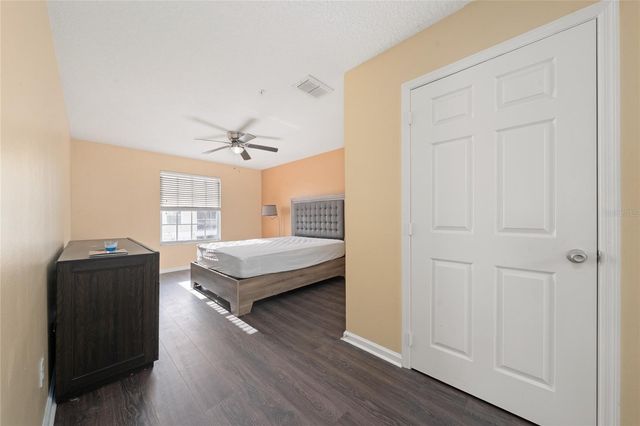 3930 SOUTHPOINTE DRIVE 213, Orlando, FL 32822