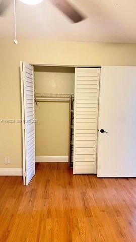 404 NW 68th Ave 417, Plantation, FL 33317