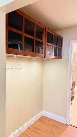 404 NW 68th Ave 417, Plantation, FL 33317