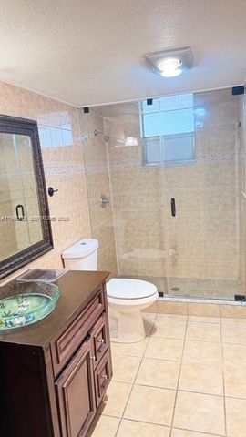 404 NW 68th Ave 417, Plantation, FL 33317