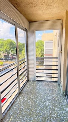 404 NW 68th Ave 417, Plantation, FL 33317