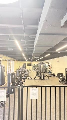 404 NW 68th Ave 417, Plantation, FL 33317