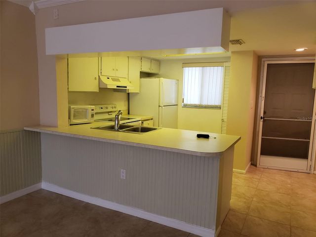 25225 RAMPART BOULEVARD 2001, Punta Gorda, FL 33983