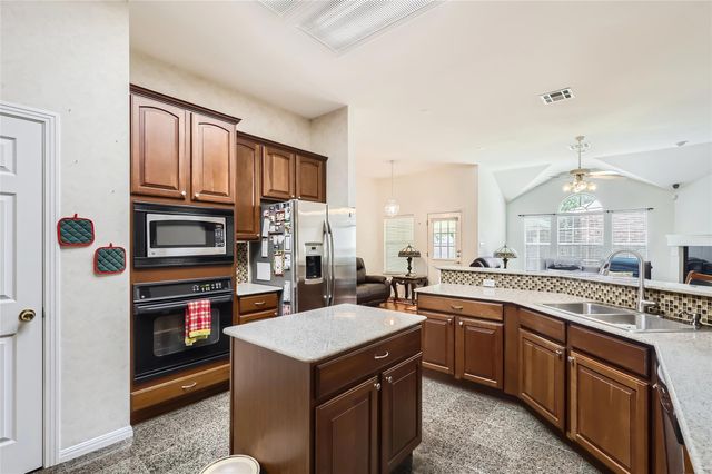 801 Lone Buck PASS, Cedar Park, TX 78613