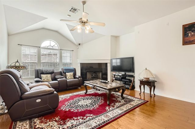 801 Lone Buck PASS, Cedar Park, TX 78613