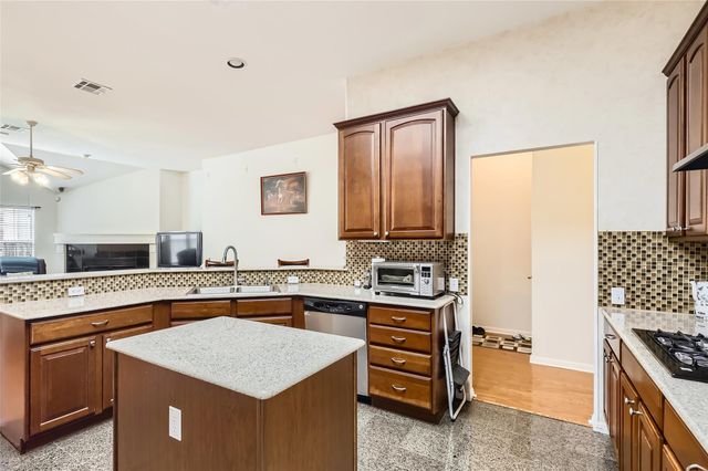 801 Lone Buck PASS, Cedar Park, TX 78613