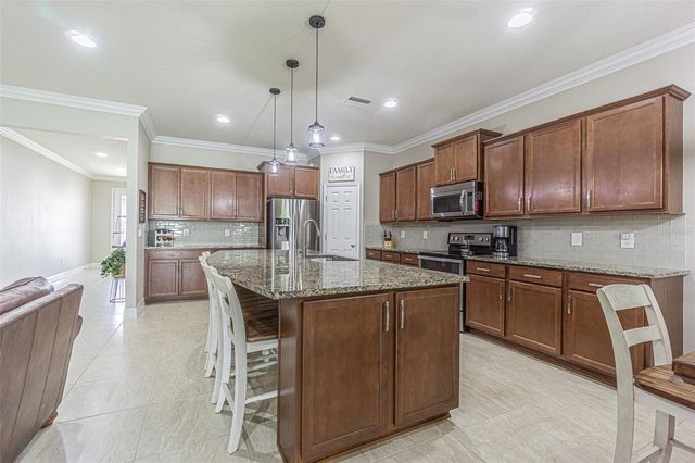 1507 WINDY GAP PLACE, Valrico, FL 33594