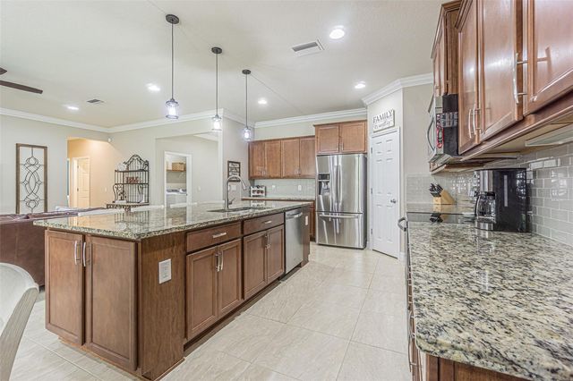 1507 WINDY GAP PLACE, Valrico, FL 33594