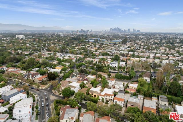 1116 S Highland Avenue, Los Angeles, CA 90019
