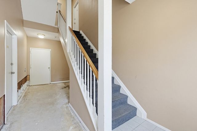 10 Dailey St H, Attleboro, MA 02703