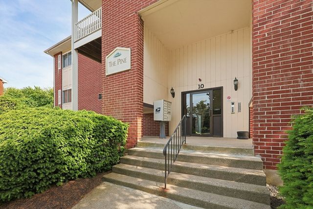 10 Dailey St H, Attleboro, MA 02703