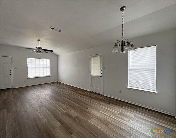 2806 Ashley Drive 2808, Copperas Cove, TX 76522