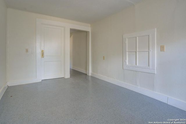 543 Kayton, San Antonio, TX 78210