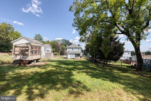 4 HOLMES AVE, Catonsville, MD 21228