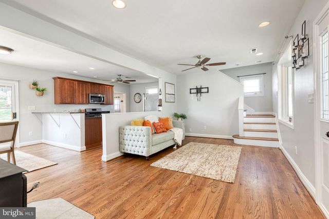 4 HOLMES AVE, Catonsville, MD 21228