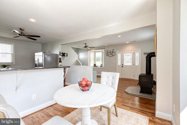 4 HOLMES AVE, Catonsville, MD 21228