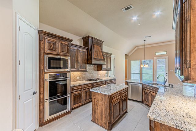 1720 Lincoln Road, Lucas, TX 75002