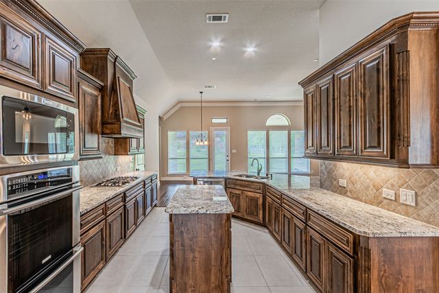 1720 Lincoln Road, Lucas, TX 75002