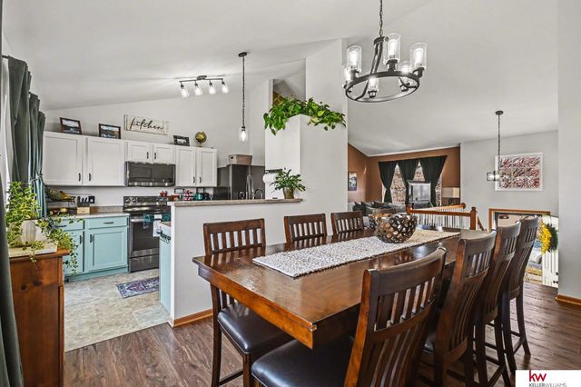 8208 N 154 Circle, Bennington, NE 68007