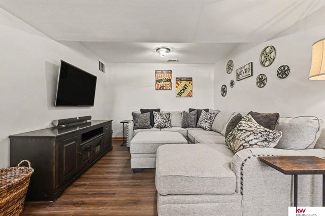 8208 N 154 Circle, Bennington, NE 68007