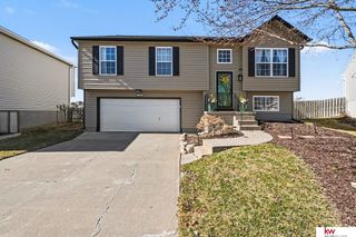 8208 N 154 Circle, Bennington, NE 68007