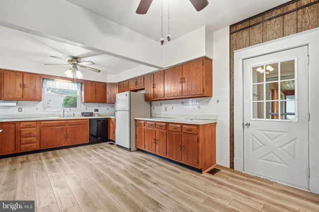 305 PROSPECT ST, La Plata, MD 20646