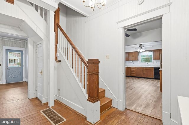 305 PROSPECT ST, La Plata, MD 20646