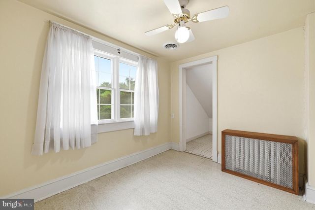 305 PROSPECT ST, La Plata, MD 20646