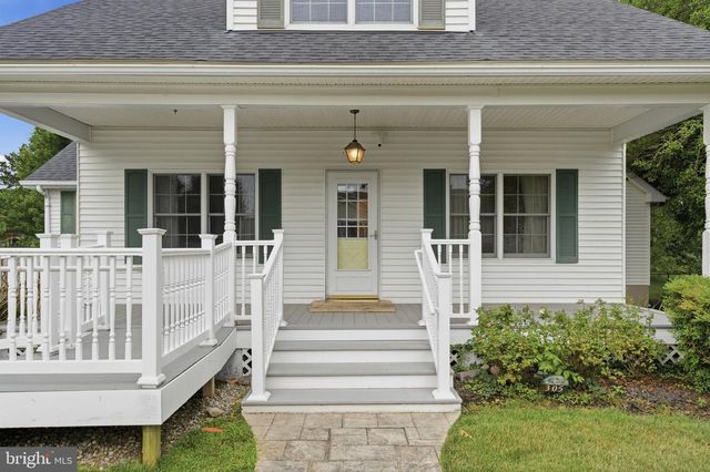 305 PROSPECT ST, La Plata, MD 20646