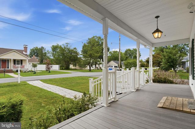 305 PROSPECT ST, La Plata, MD 20646