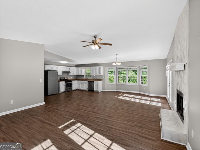 56 Wilson Circle, Newnan, GA 30263