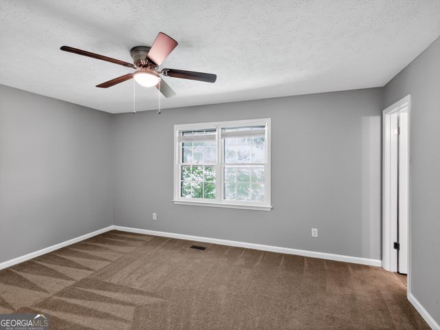 56 Wilson Circle, Newnan, GA 30263