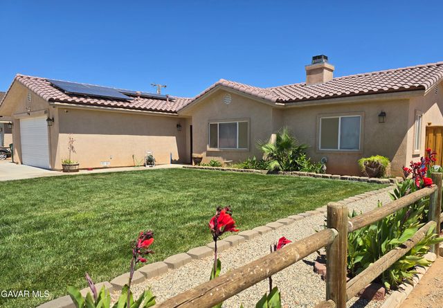 8313 Redwood Boulevard, California City, CA 93505