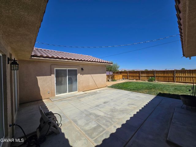 8313 Redwood Boulevard, California City, CA 93505