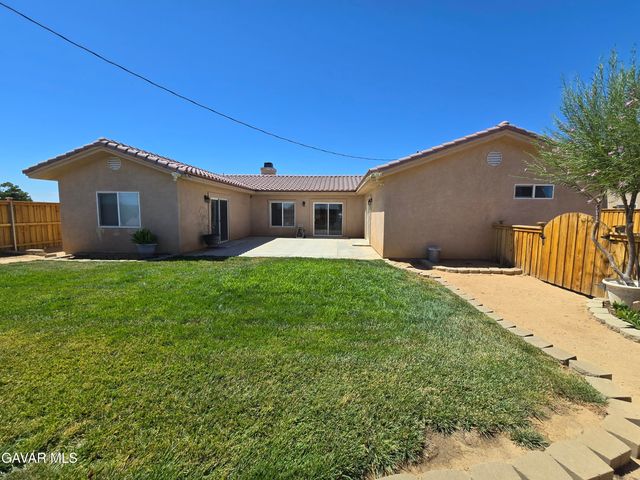 8313 Redwood Boulevard, California City, CA 93505