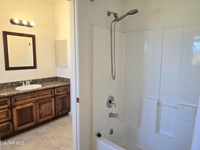 8313 Redwood Boulevard, California City, CA 93505