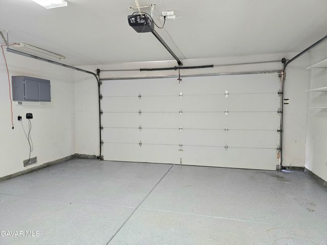 8313 Redwood Boulevard, California City, CA 93505