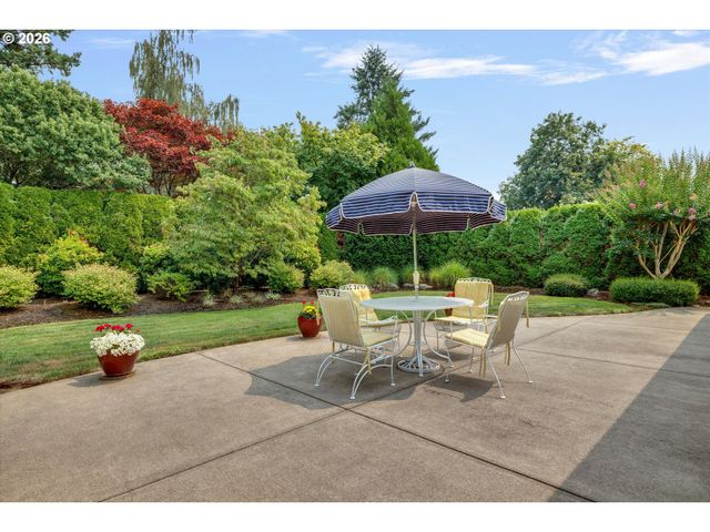 2790 N Maple St, Canby, OR 97013