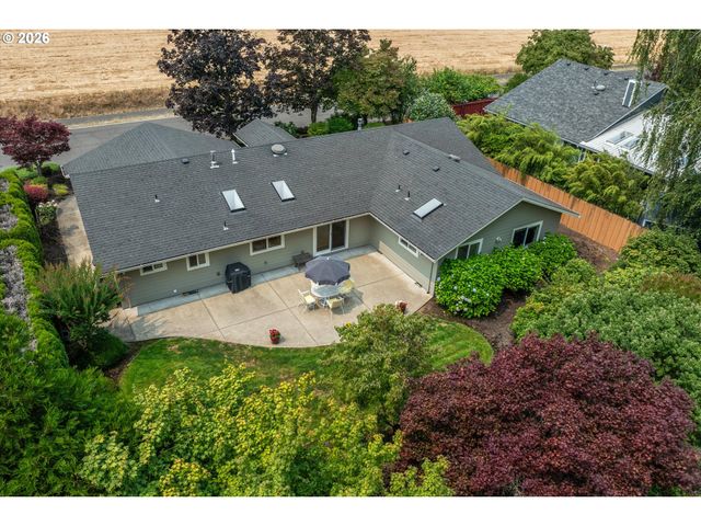 2790 N Maple St, Canby, OR 97013
